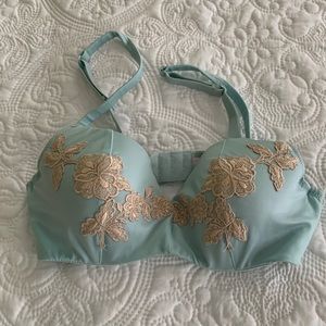 Vintage Victoria’s Secret Bra set